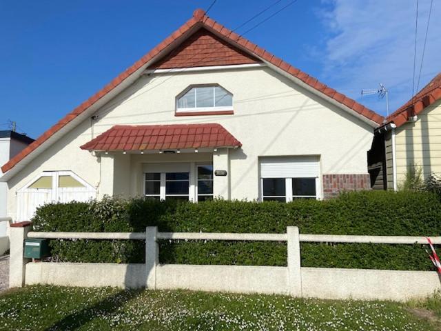 Maison De Vacances Pour 8 Personnes Stella Plage - Villa Poppee Cucq Dış mekan fotoğraf